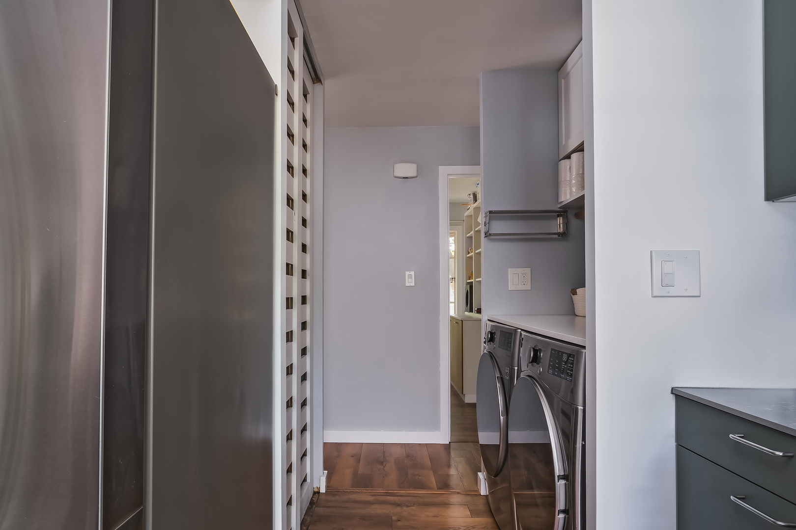 715 Lincolnwood Drive