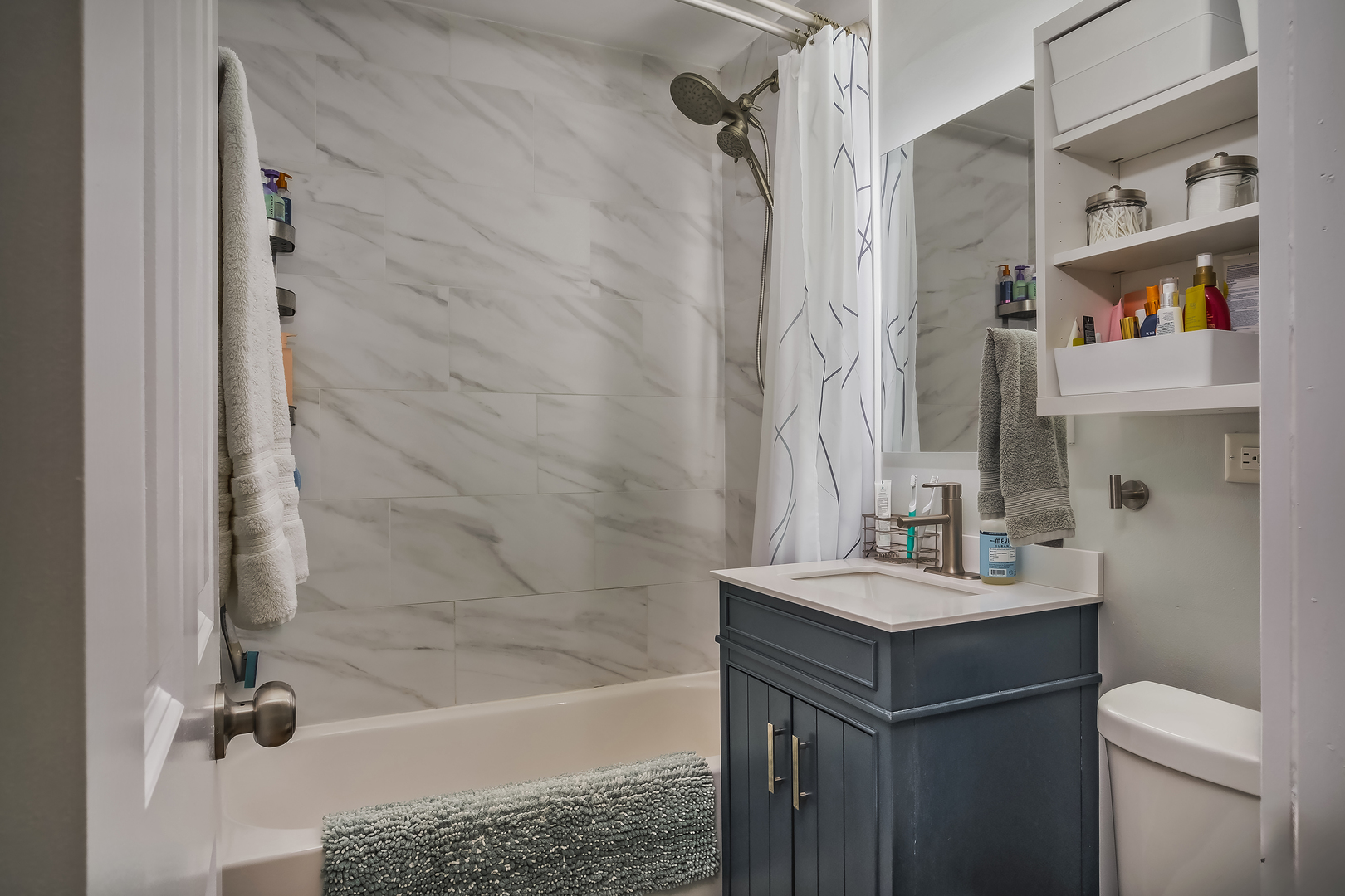 715 Lincolnwood Drive