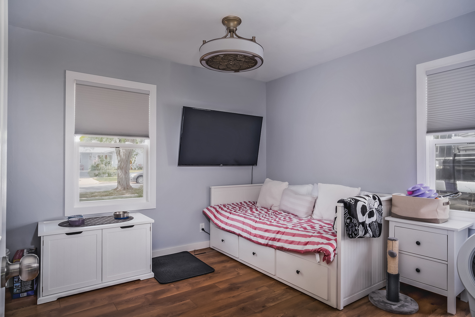 715 Lincolnwood Drive