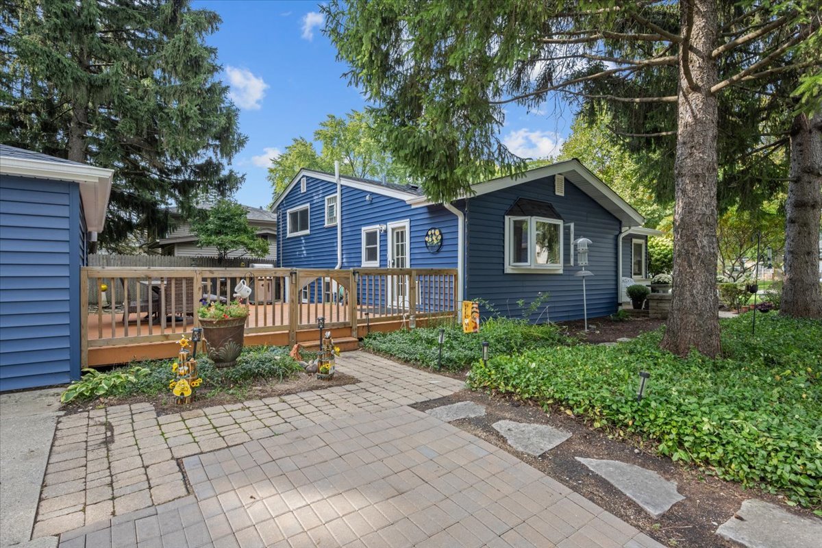 107 S Park Boulevard