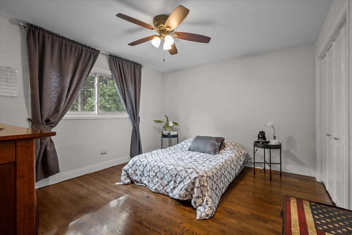 107 S Park Boulevard