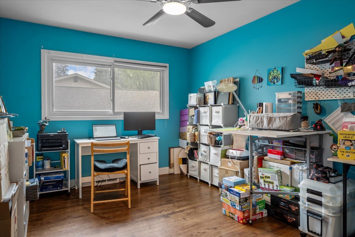 107 S Park Boulevard