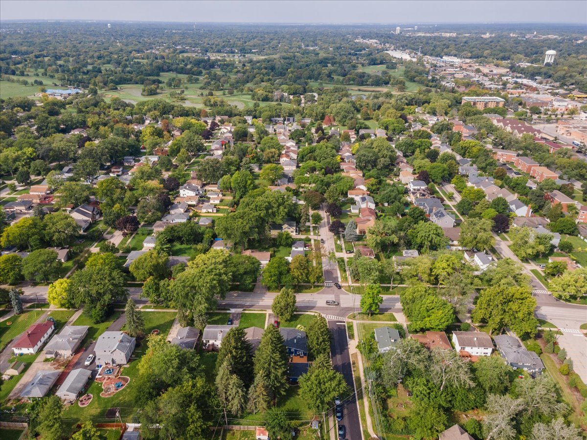 107 S Park Boulevard