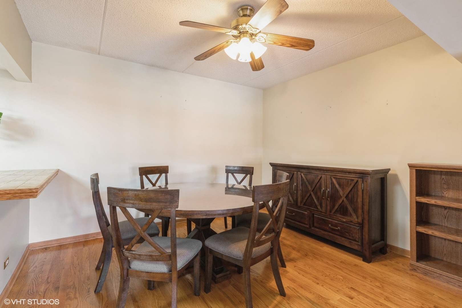 1227 Brown Street Unit: 201