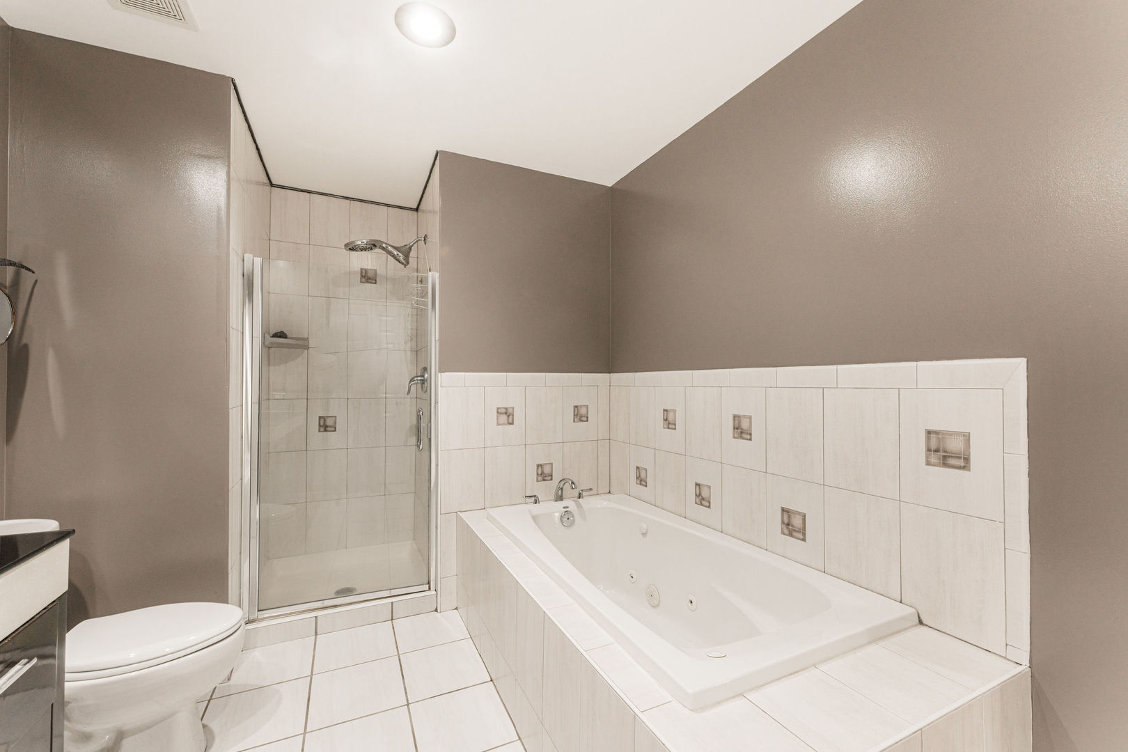 1117 Longford Road Unit: 0