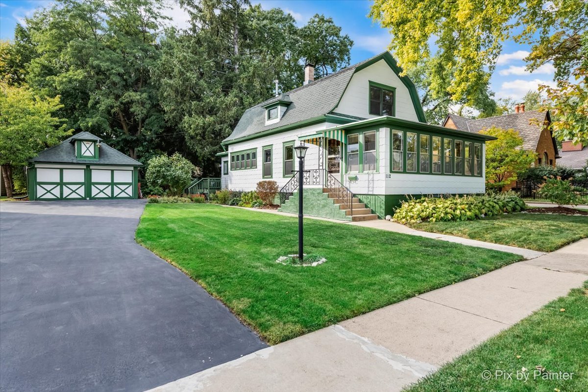 112 S Hickory Avenue