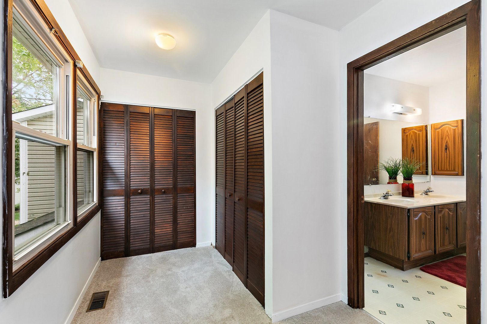 964 Bayshore Drive