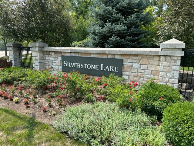 1307 Silverstone Drive Unit: 1307