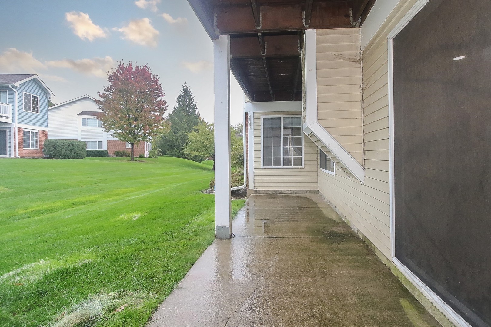 308 Ashbury Court Unit: 1515-1