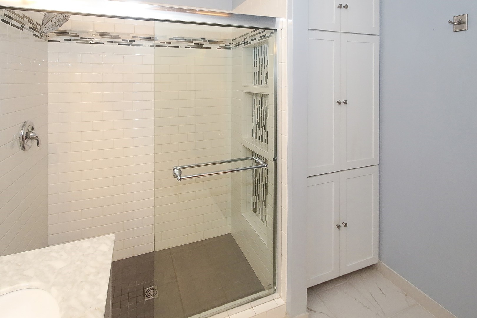 308 Ashbury Court Unit: 1515-1