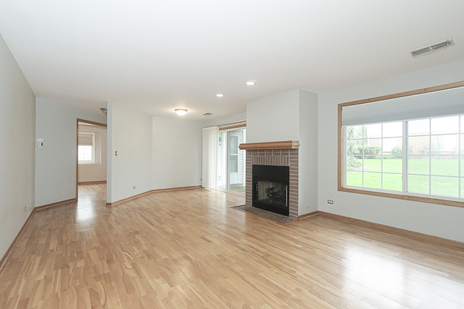 308 Ashbury Court Unit: 1515-1