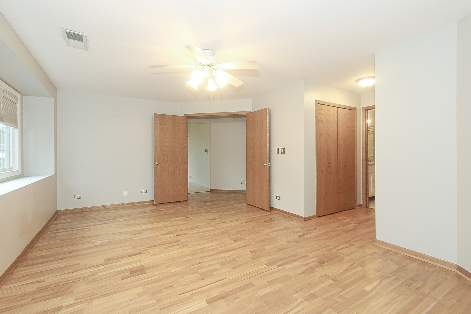 308 Ashbury Court Unit: 1515-1