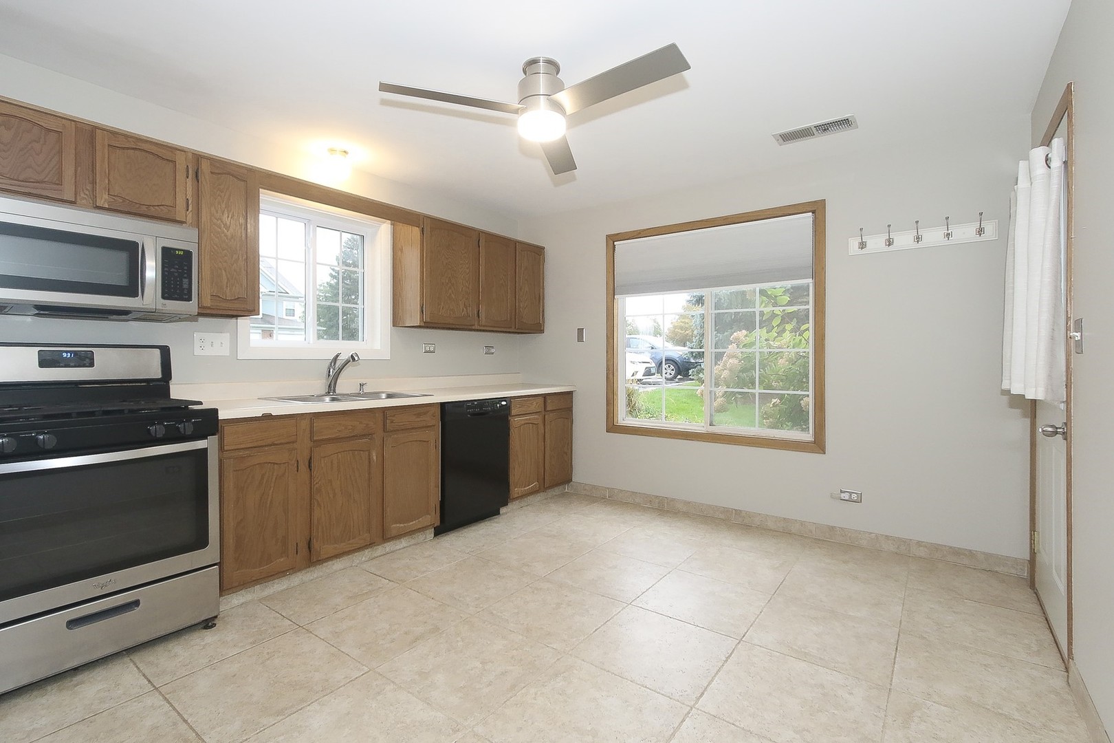 308 Ashbury Court Unit: 1515-1