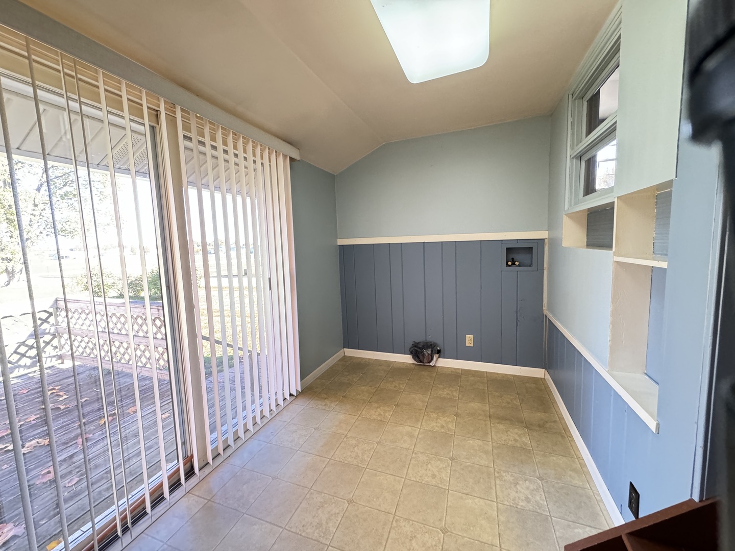 555 E Central Avenue