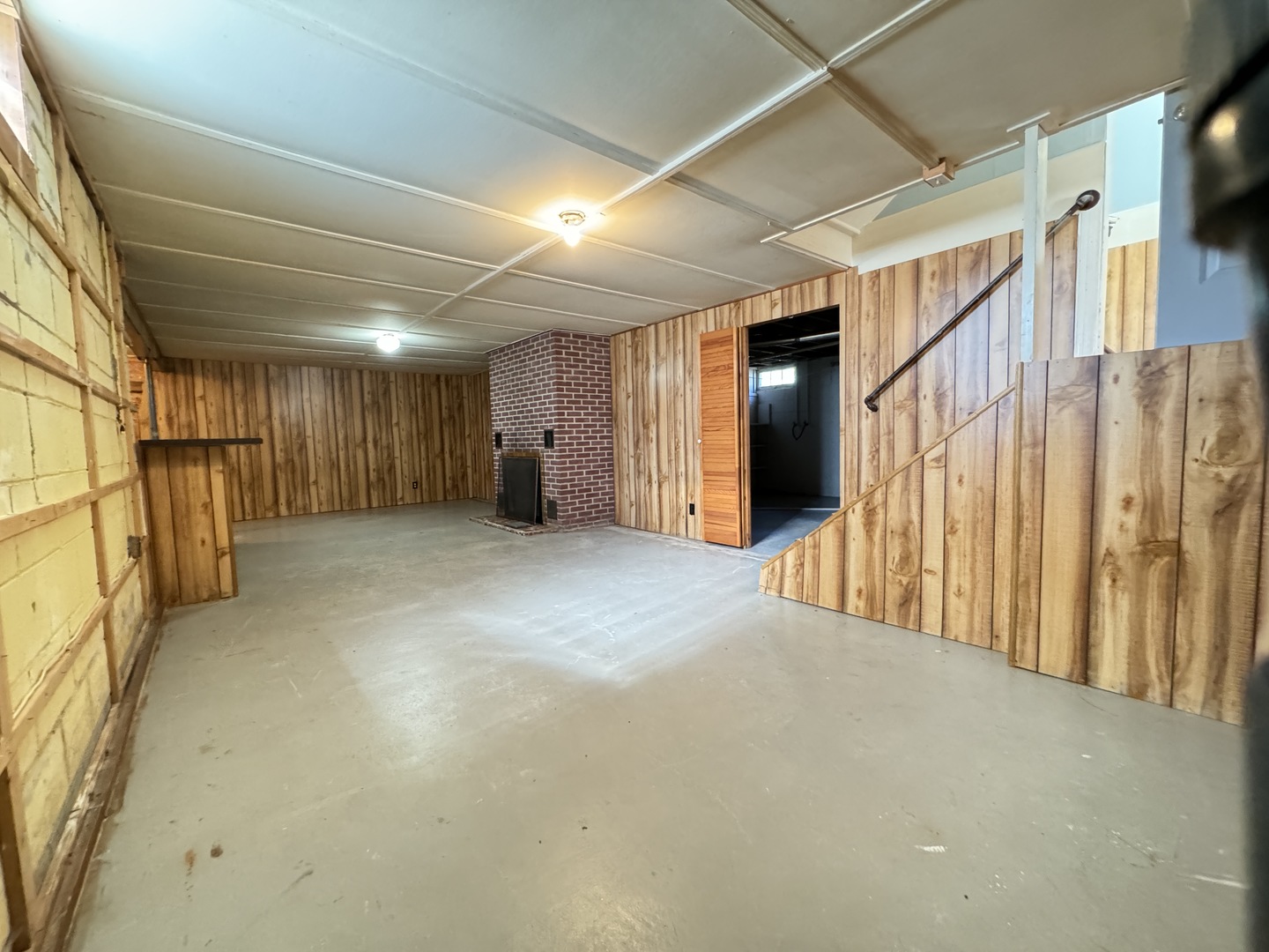 555 E Central Avenue