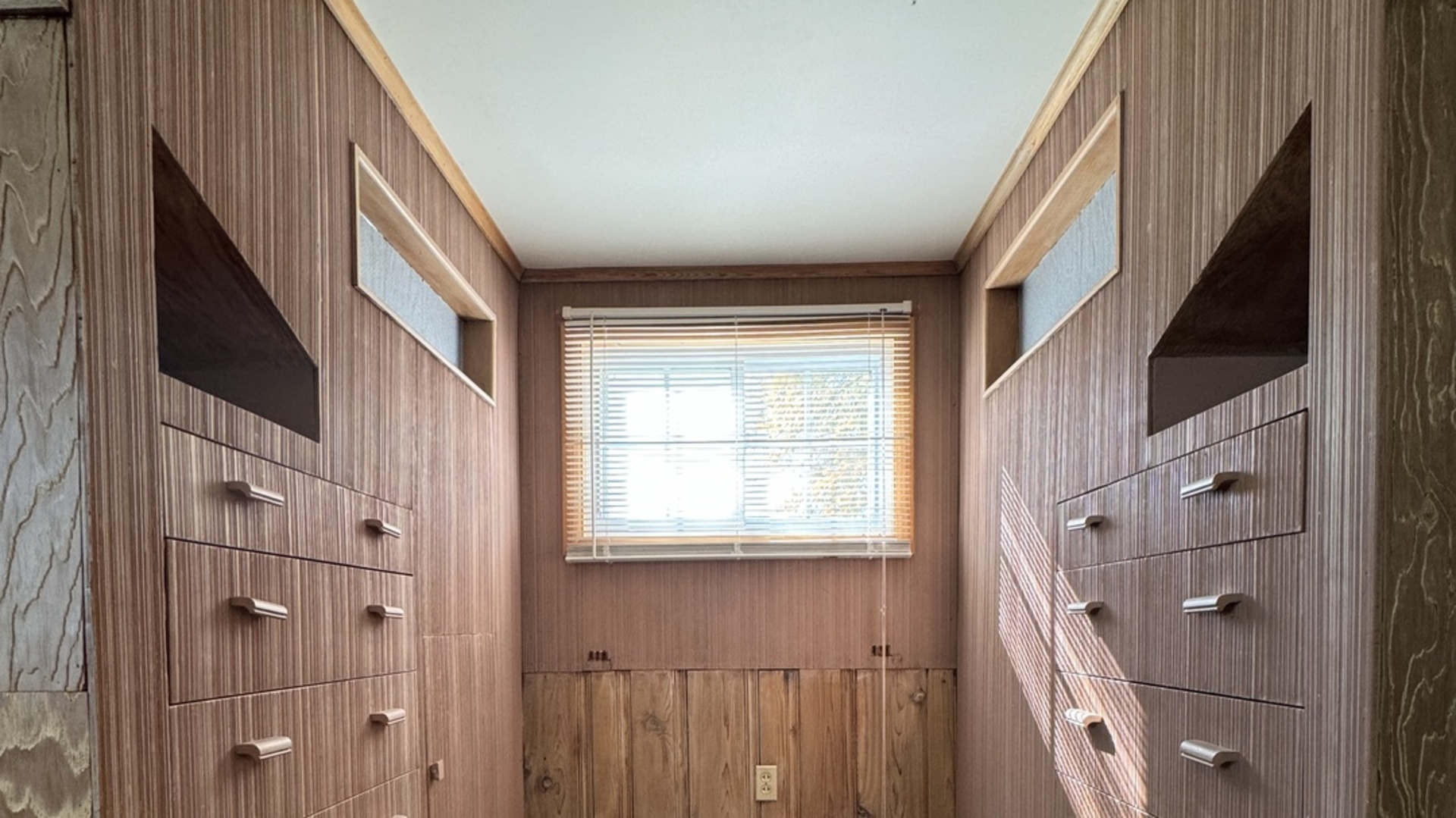 555 E Central Avenue