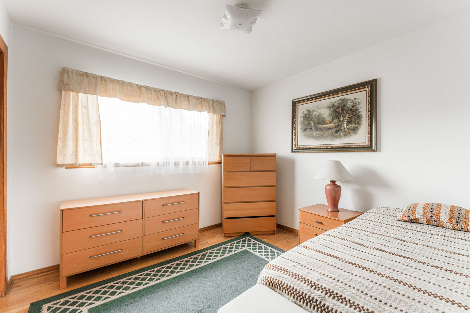 4217 N Mobile Avenue