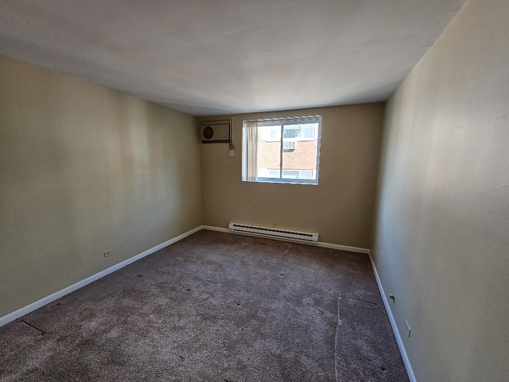 433 S Lombard Avenue Unit: 23