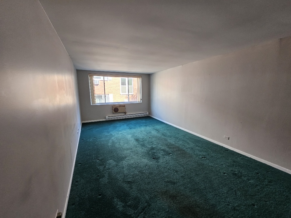 433 S Lombard Avenue Unit: 23