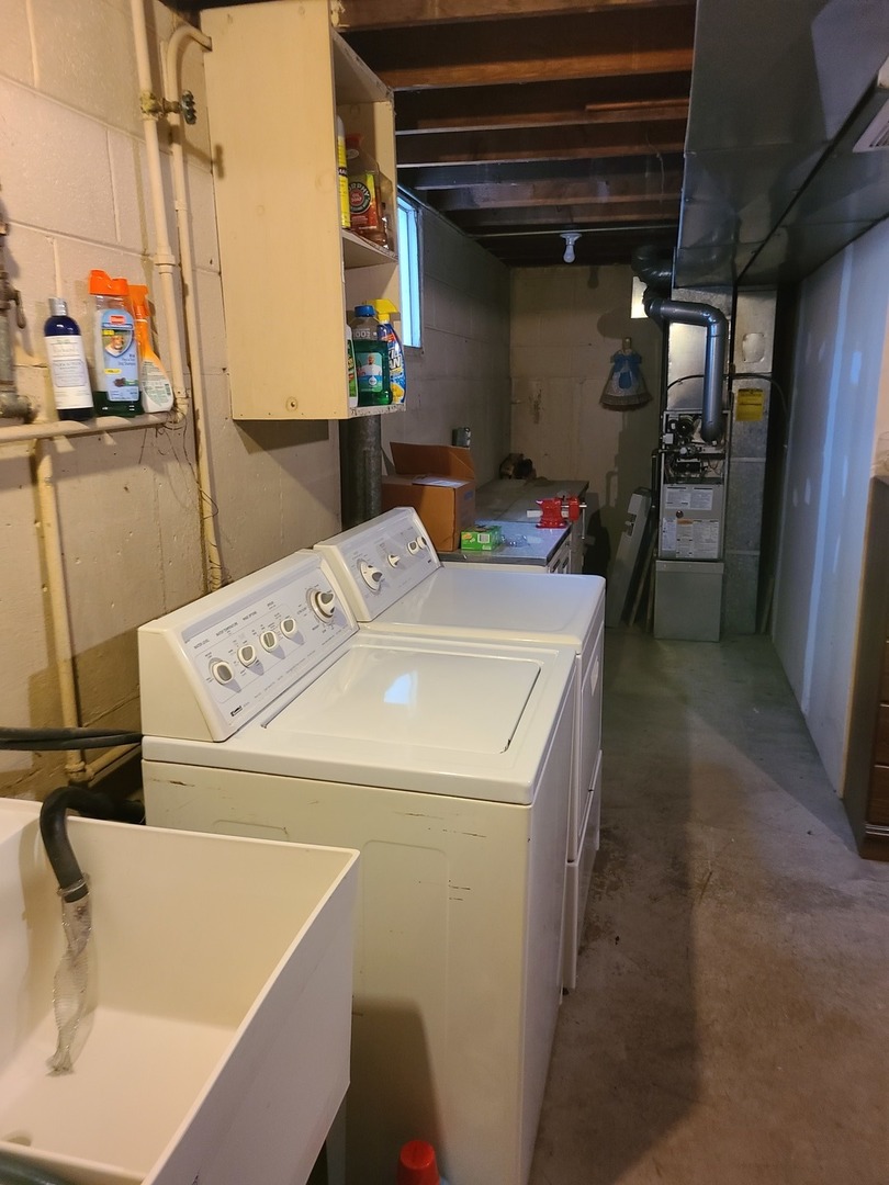 10225 W Fullerton Avenue