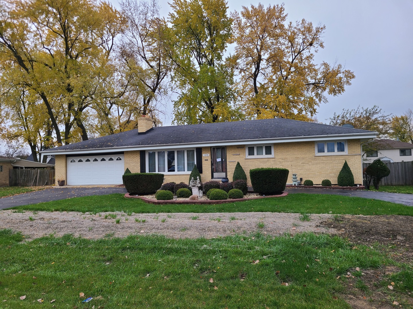 10225 W Fullerton Avenue