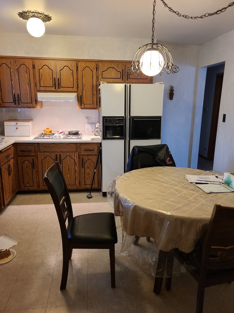 10225 W Fullerton Avenue