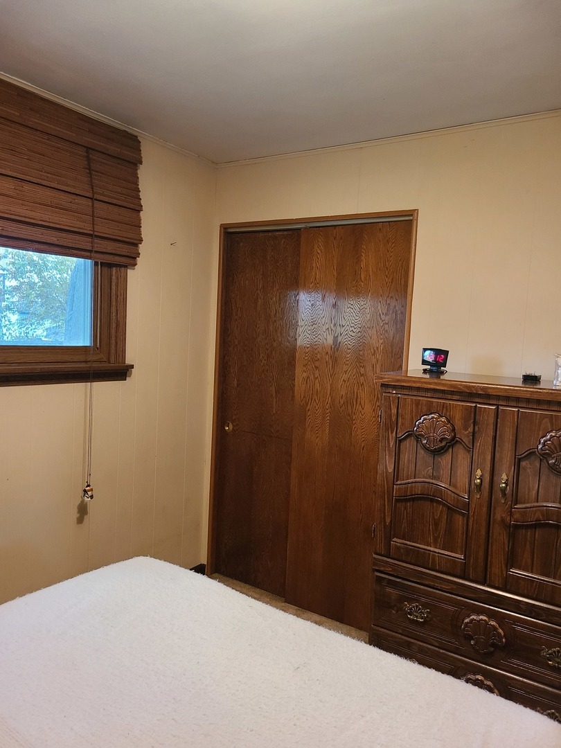 10225 W Fullerton Avenue