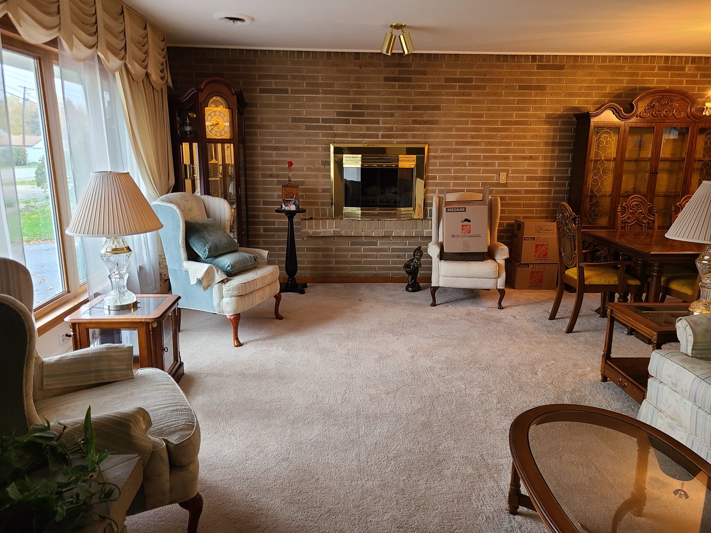 10225 W Fullerton Avenue