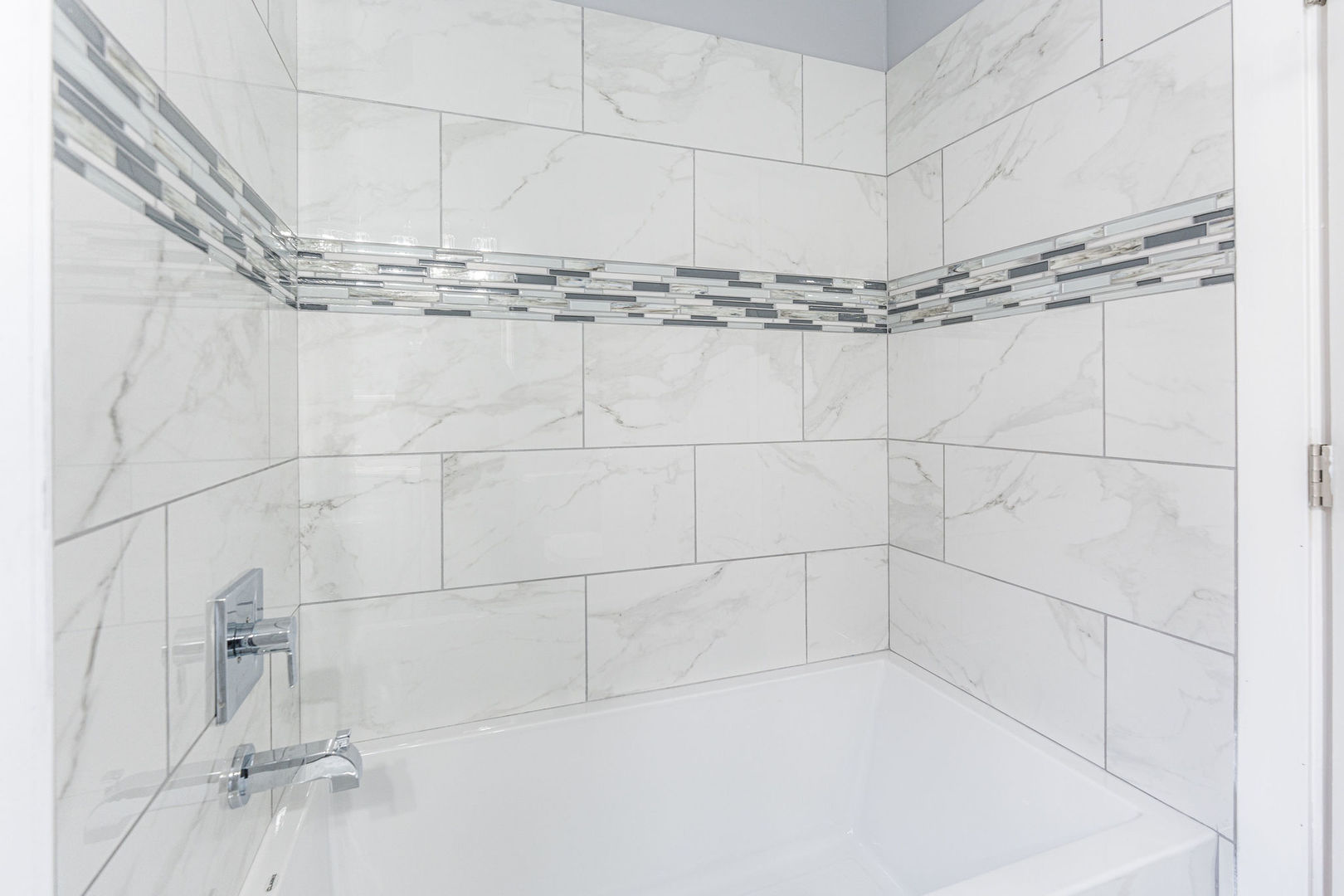 6937 S Eberhart Avenue