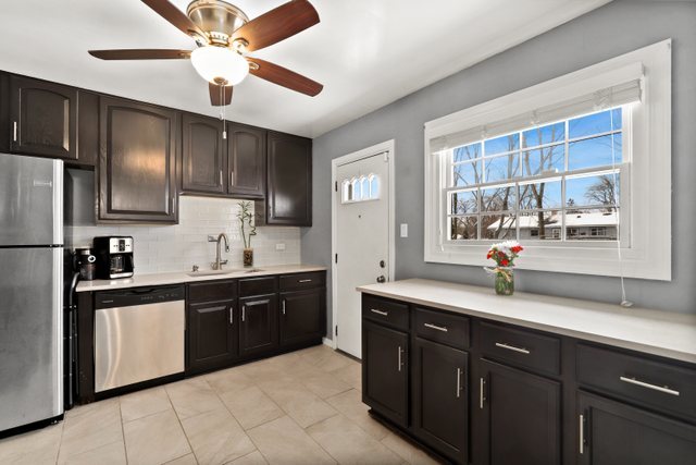 1660 Highland Boulevard