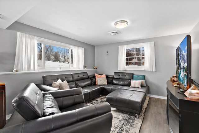 1660 Highland Boulevard