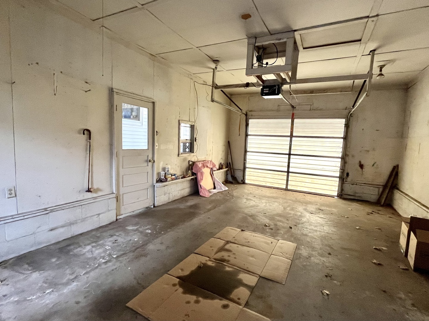 430 1/2 N Kenosha Avenue