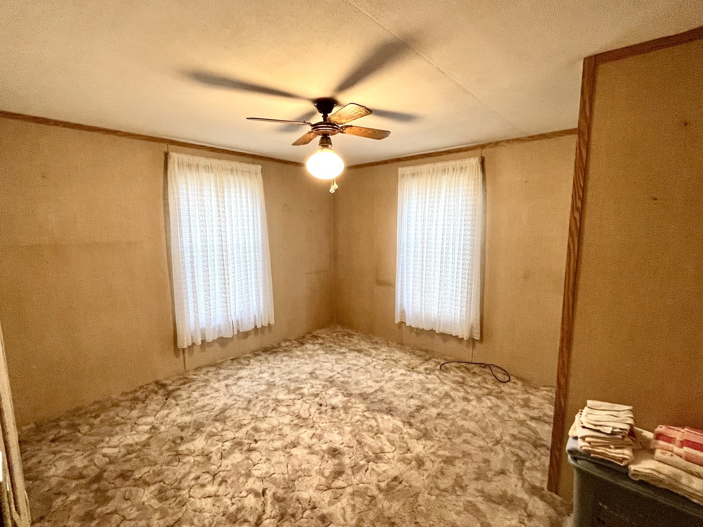 430 1/2 N Kenosha Avenue