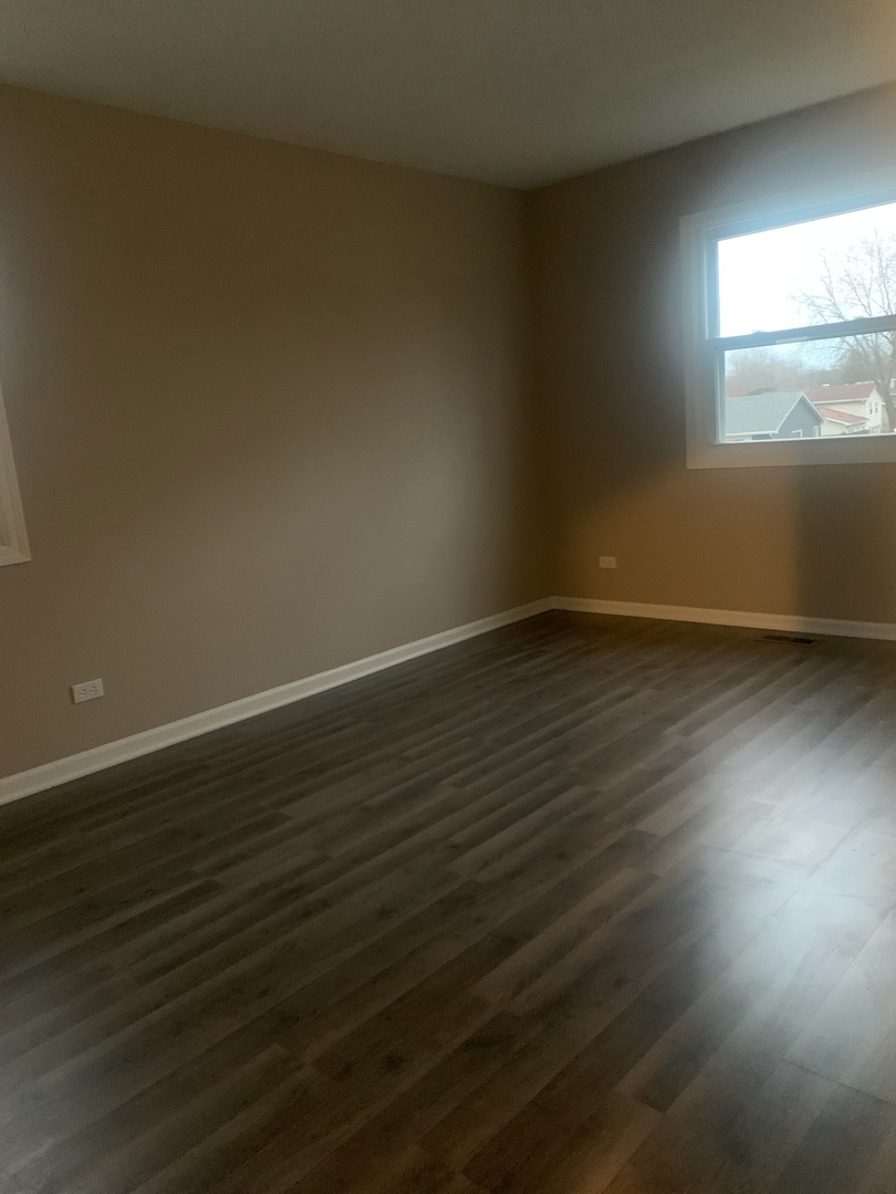 222 S Maplewood Lane