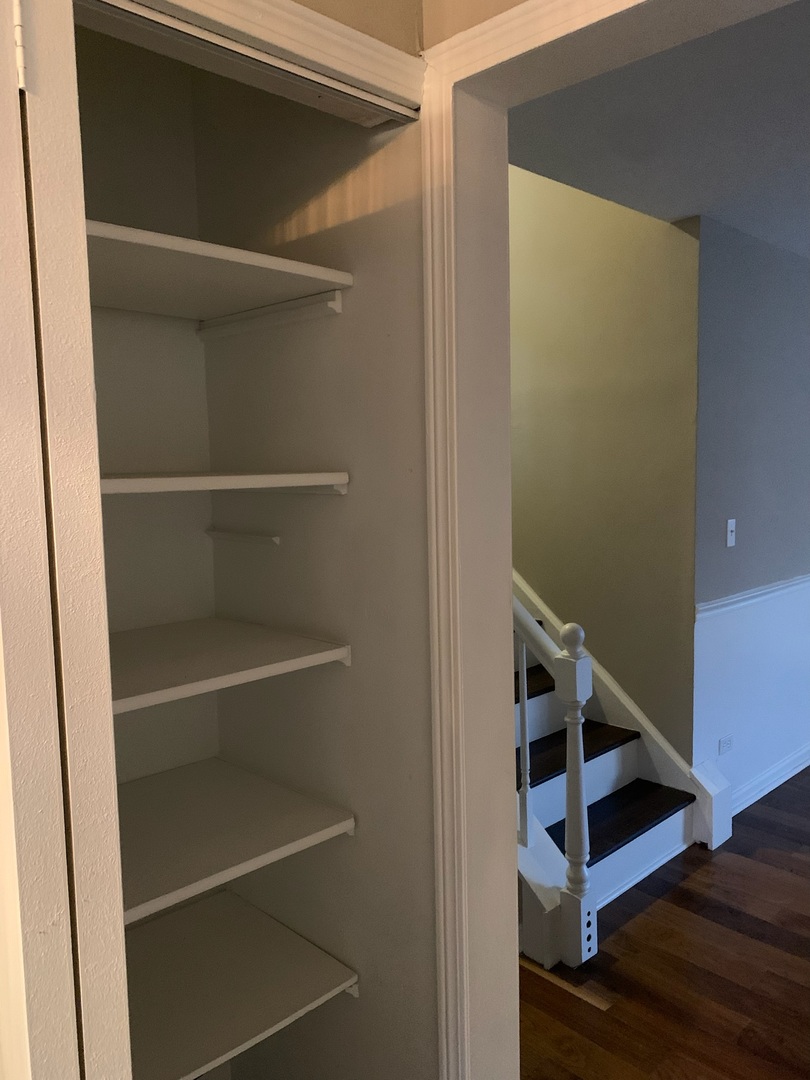 222 S Maplewood Lane