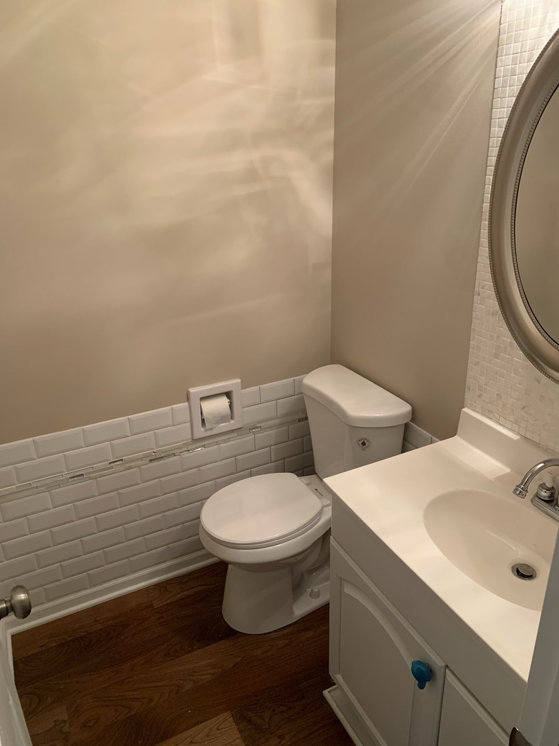 222 S Maplewood Lane