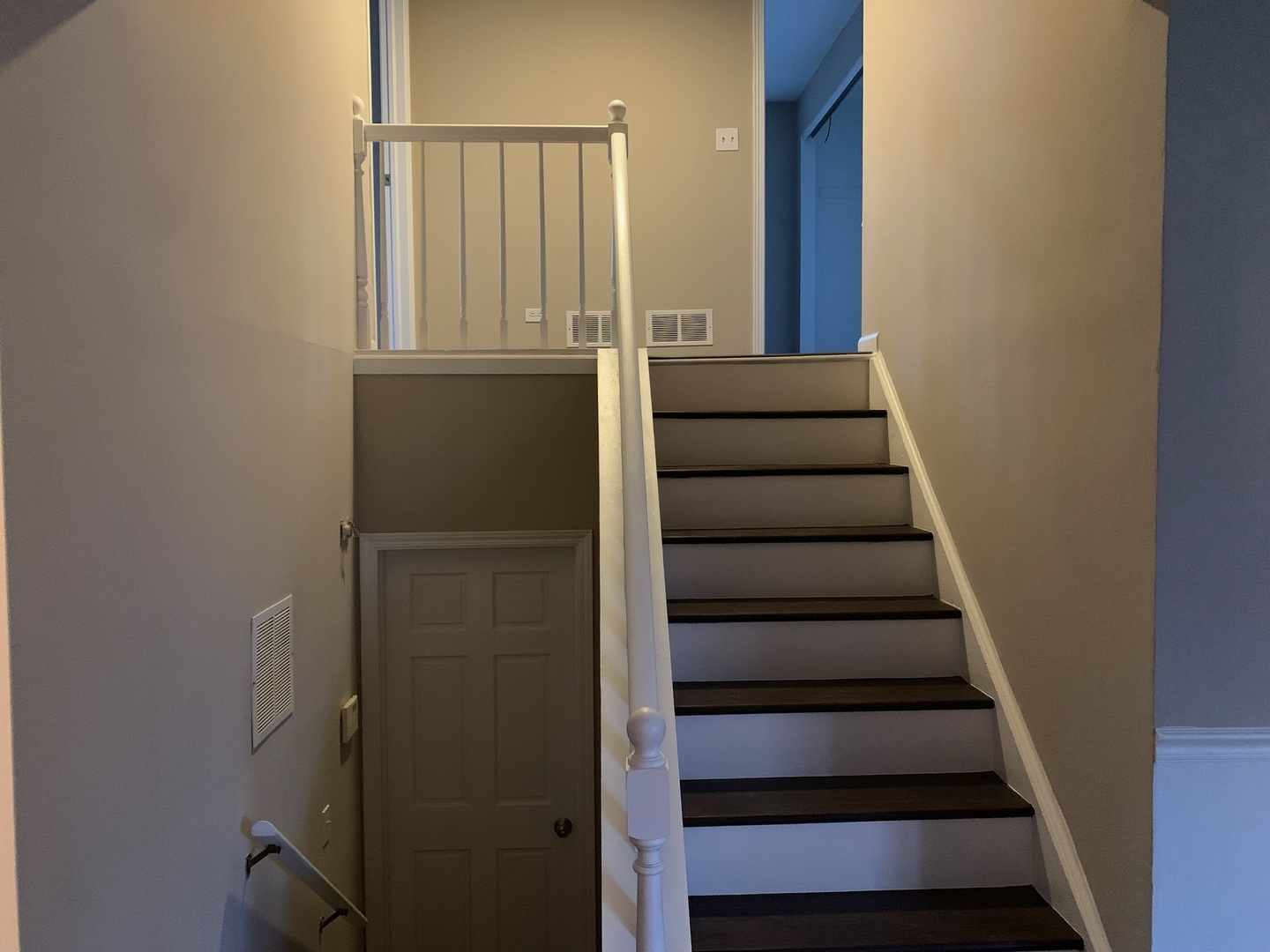 222 S Maplewood Lane