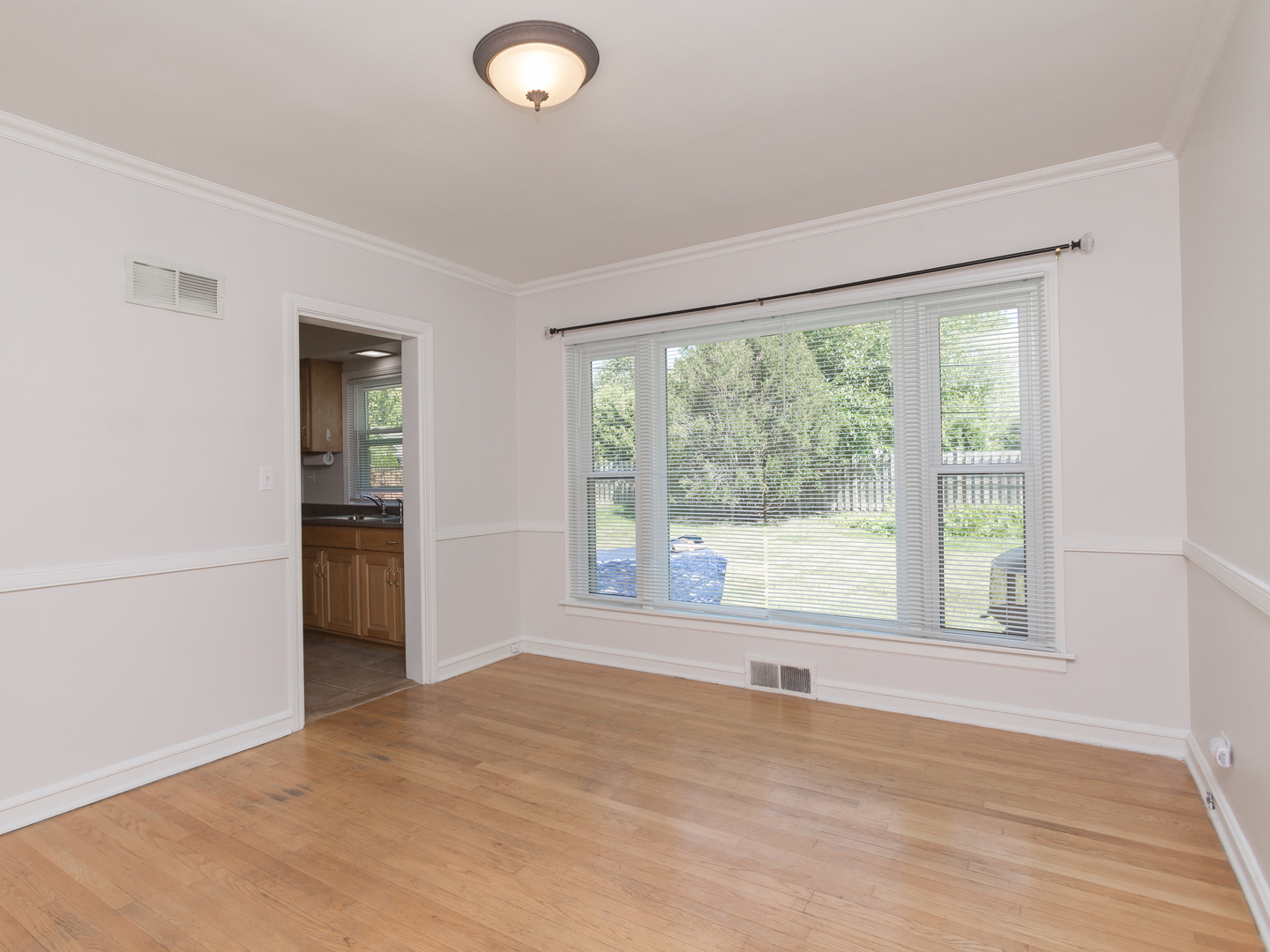 817 S ARLINGTON HEIGHTS Road