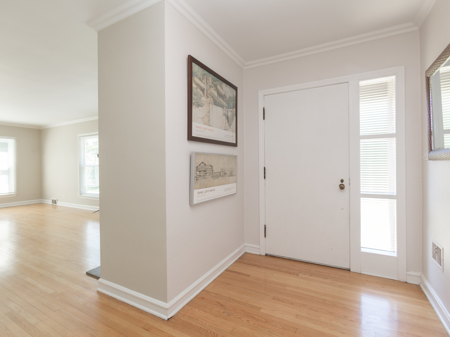 817 S ARLINGTON HEIGHTS Road