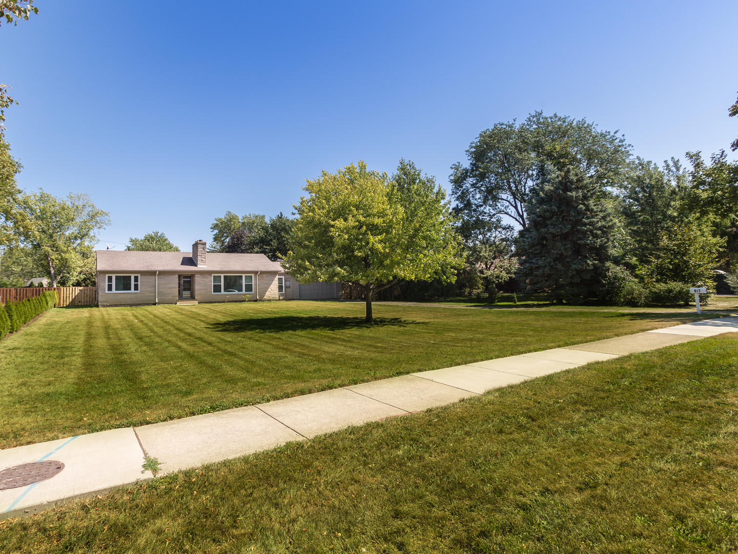817 S ARLINGTON HEIGHTS Road