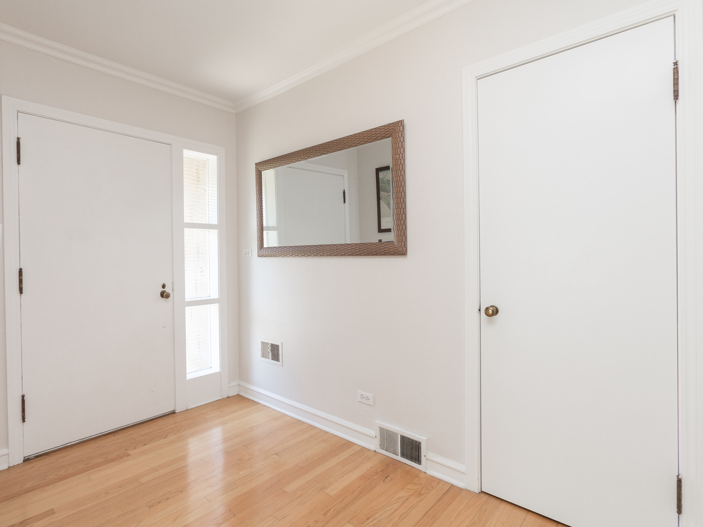 817 S ARLINGTON HEIGHTS Road