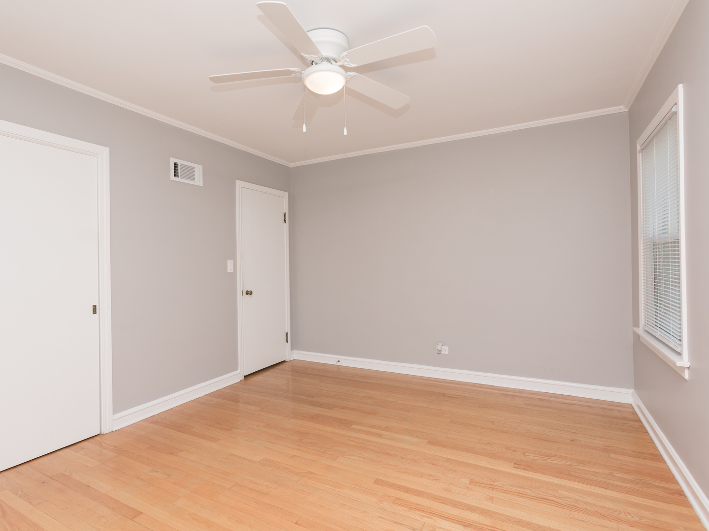 817 S ARLINGTON HEIGHTS Road