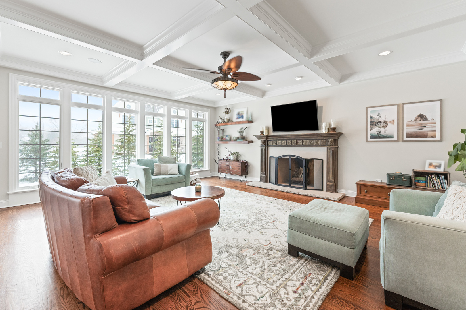 39W161 Longmeadow Lane