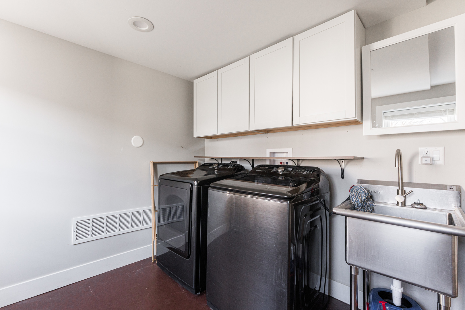 460 S Princeton Avenue