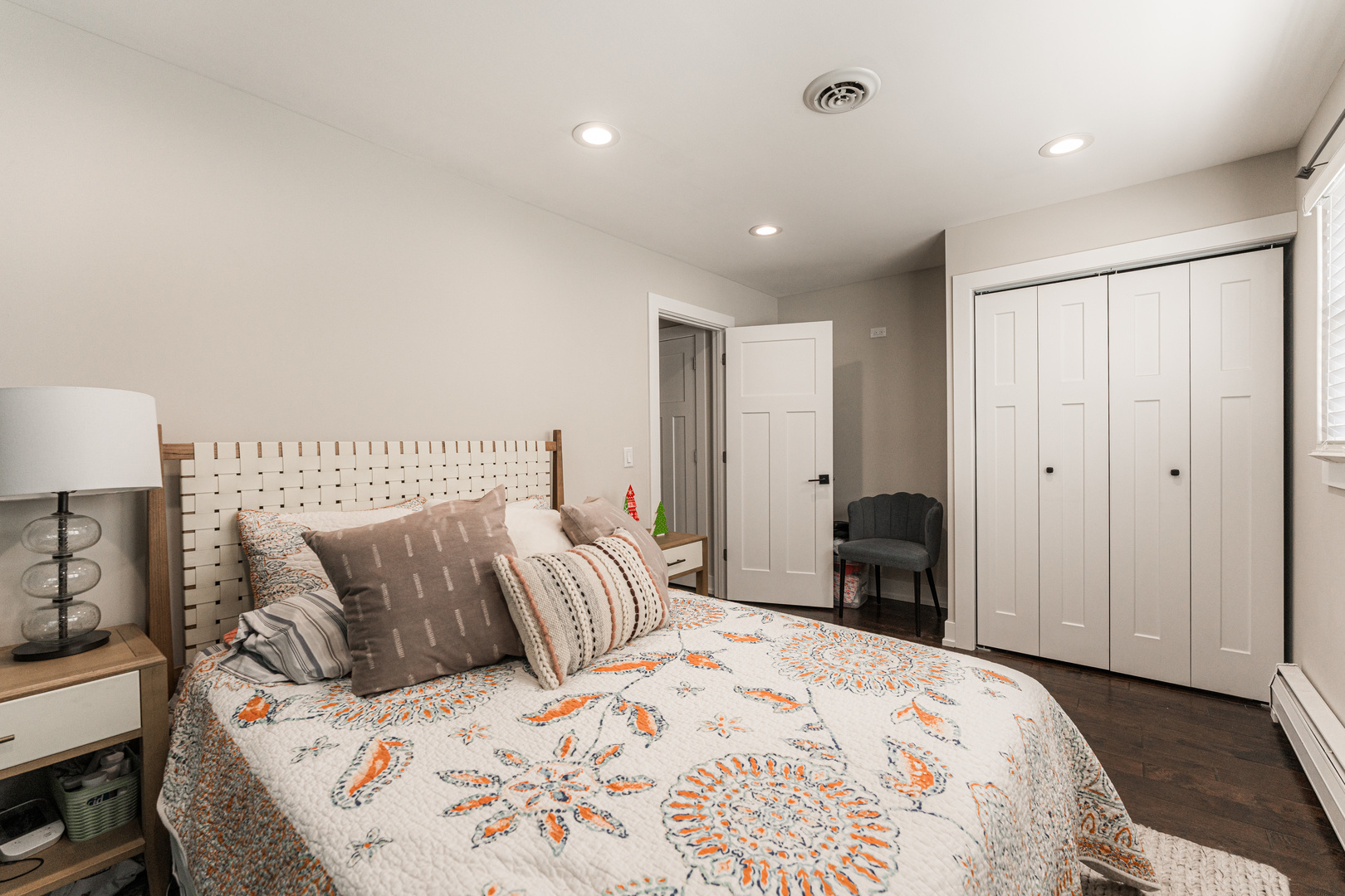 460 S Princeton Avenue