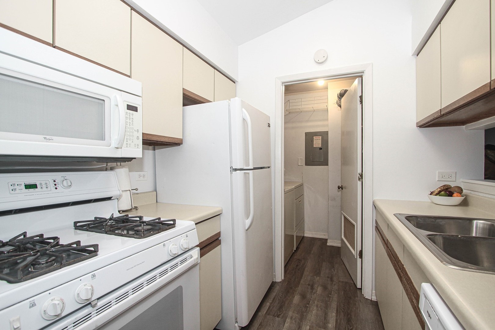 325 Grissom Court Unit: 325