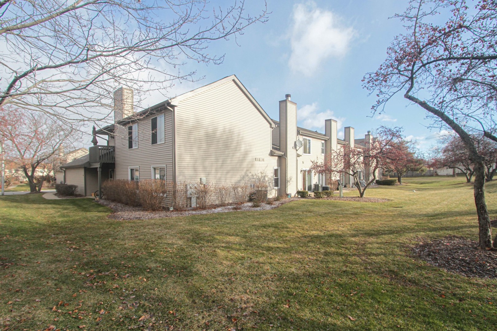 325 Grissom Court Unit: 325