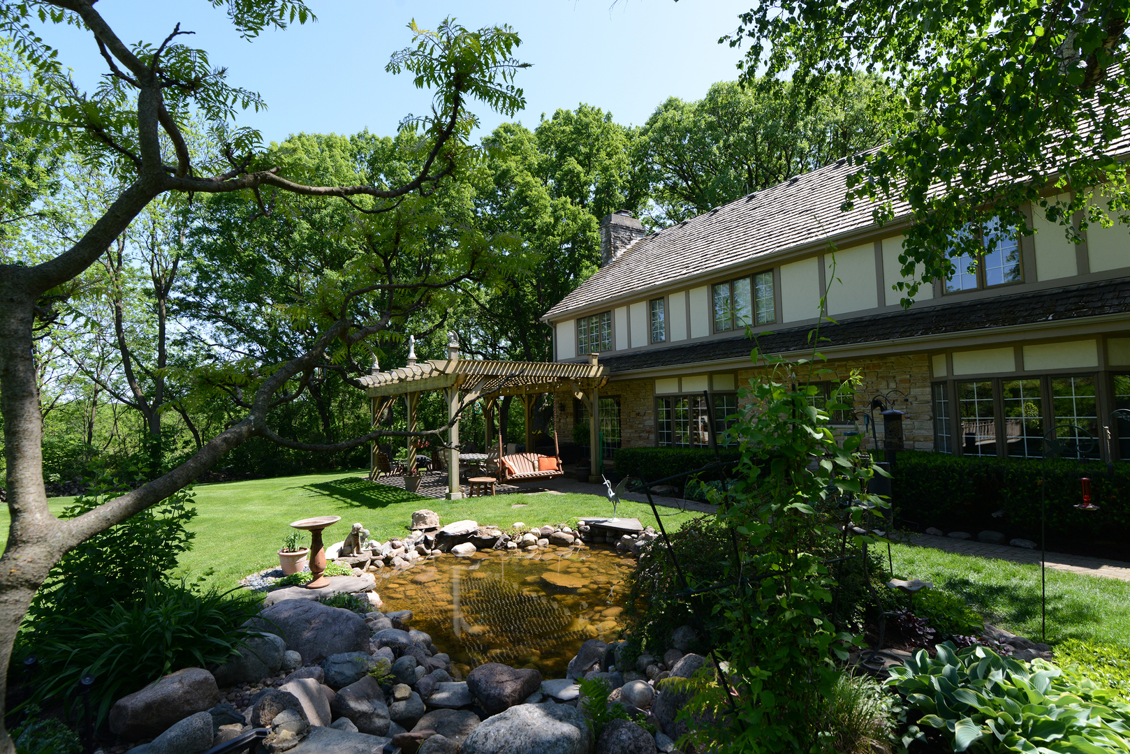 41W586 Golden Oaks Lane