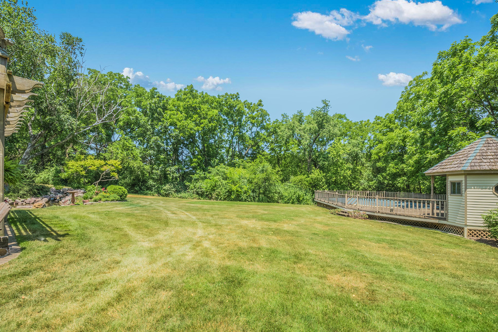 41W586 Golden Oaks Lane