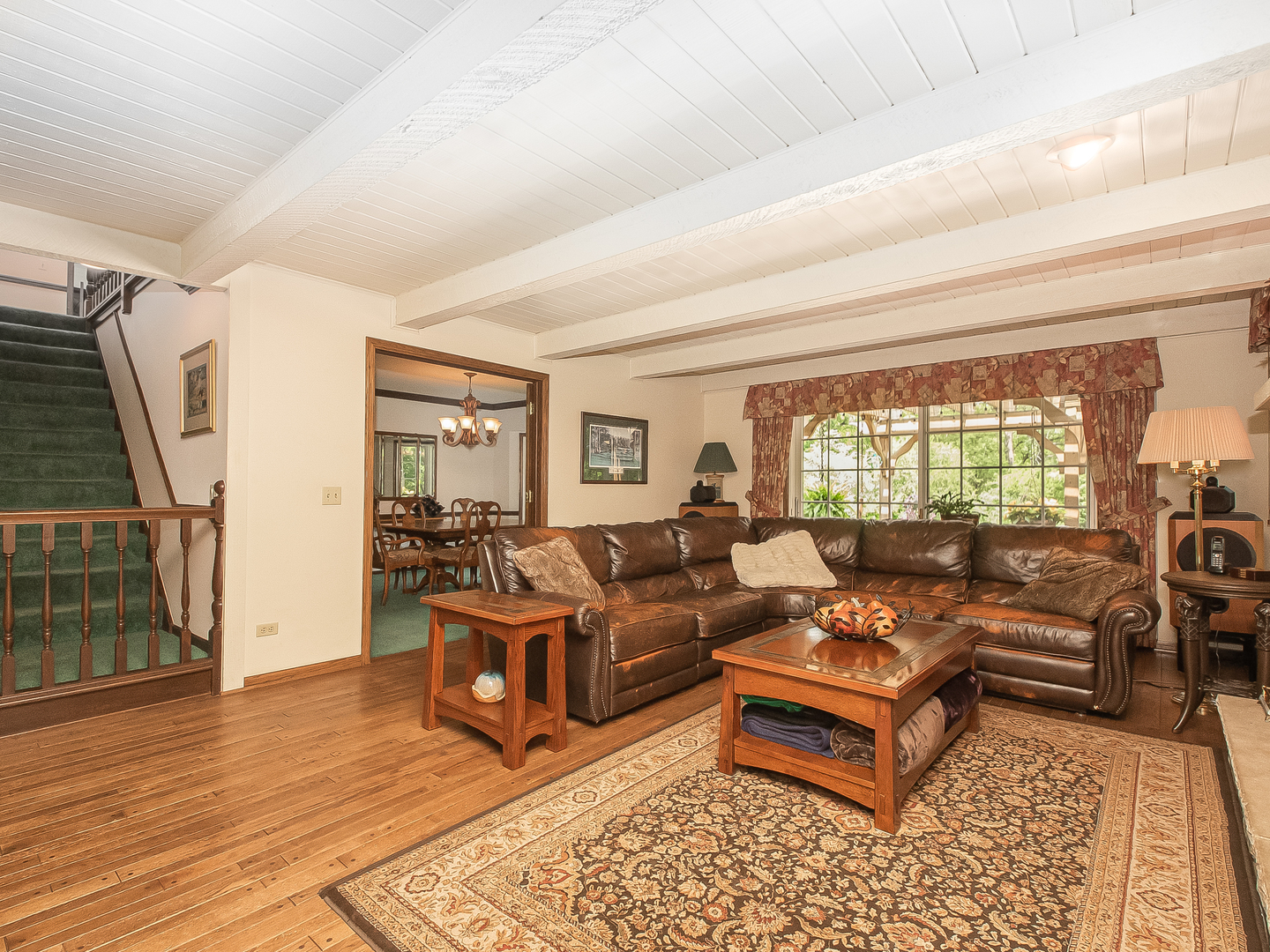 41W586 Golden Oaks Lane